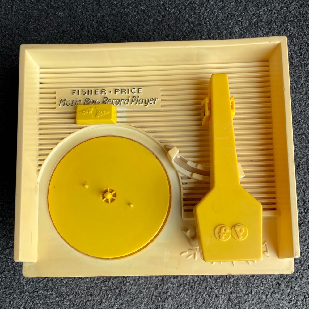 Vintage 1971 FISHER PRICE Music Box Record Player 995 with 5 discs WORKS